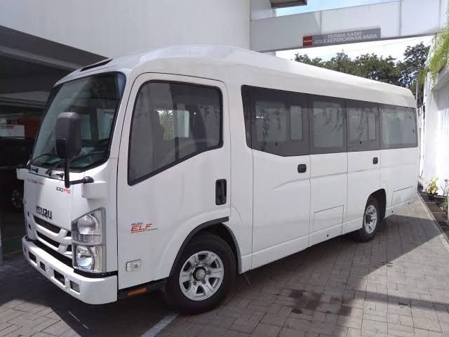 Mini Bus